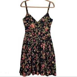 Le Lis Blanc Floral Print Sundress Size Medium